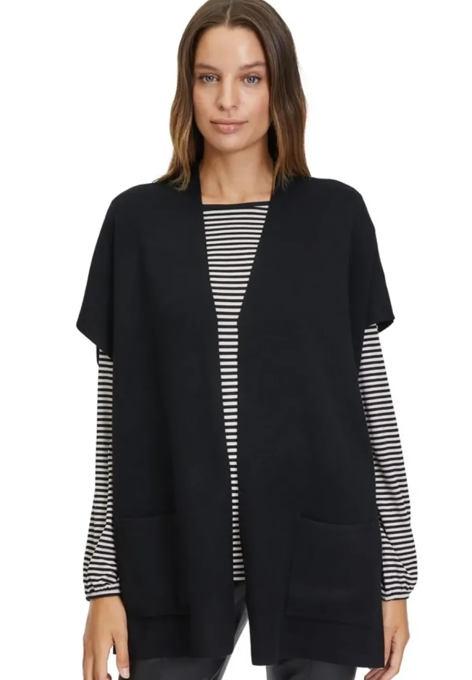 Betty Barclay Strick- Cape Seitenschlitze schwarz S23 50021036
