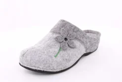 Fuß Bequem Damen Hausschuh Pantolette Blumen-Detail grün, grau S23 203/01