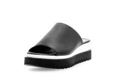 Gabor Damen Pantolette Leder Sägezahnsohle schwarz S14 44.613.27