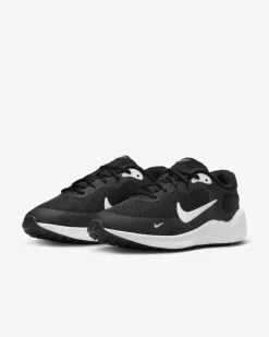 Nike Revolution 7 schwarz FB7689