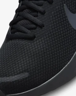 Nike Revolution 7 schwarz FB2207