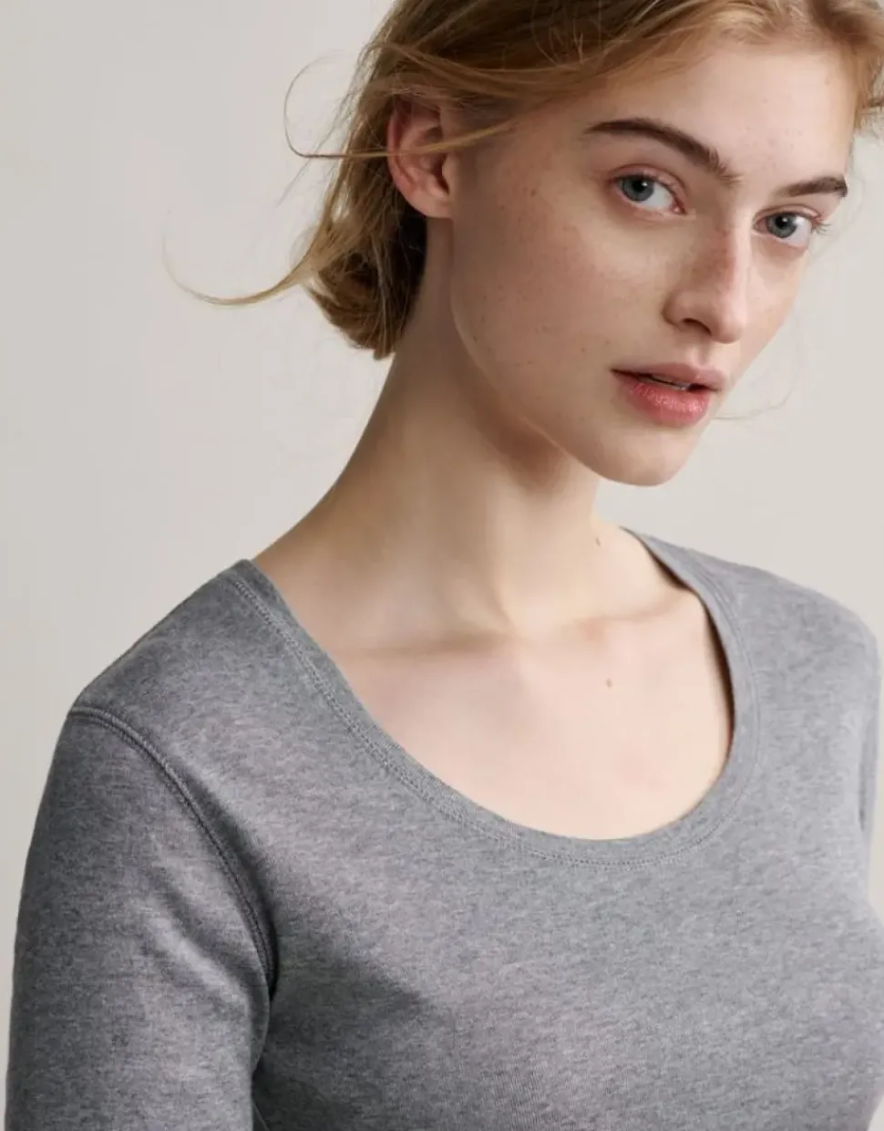 OPUS Langarmshirt Sorana Rundhalsausschnitt schmale Passform weiß, grau S22 236879343