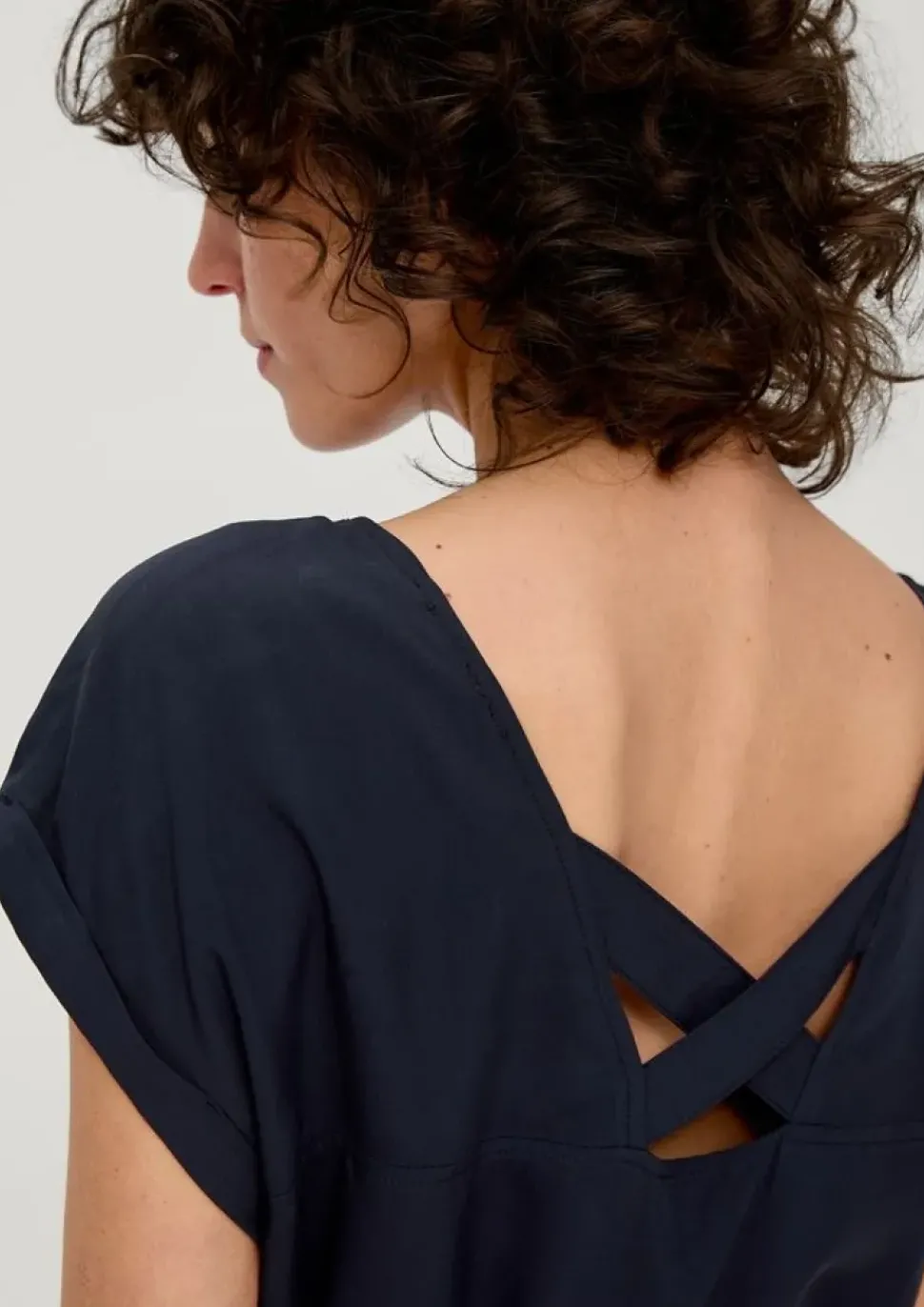 s.Oliver Kleid mit Bindeband aus Viskose S13 2131810